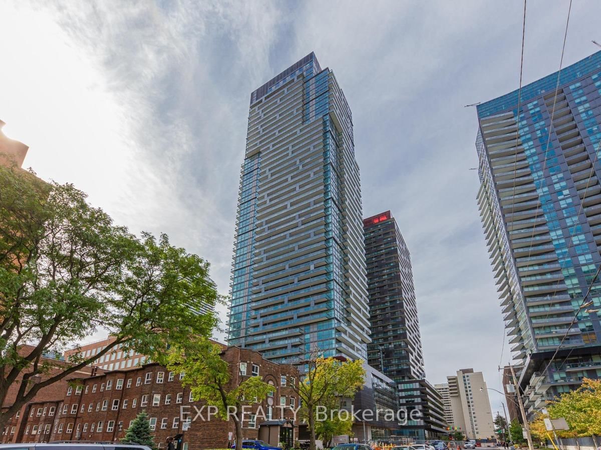 Condo for lease at 301-39 Roehampton Avenue, Toronto, Mount Pleasant West, M4P 0G1 - MLS: C12145755