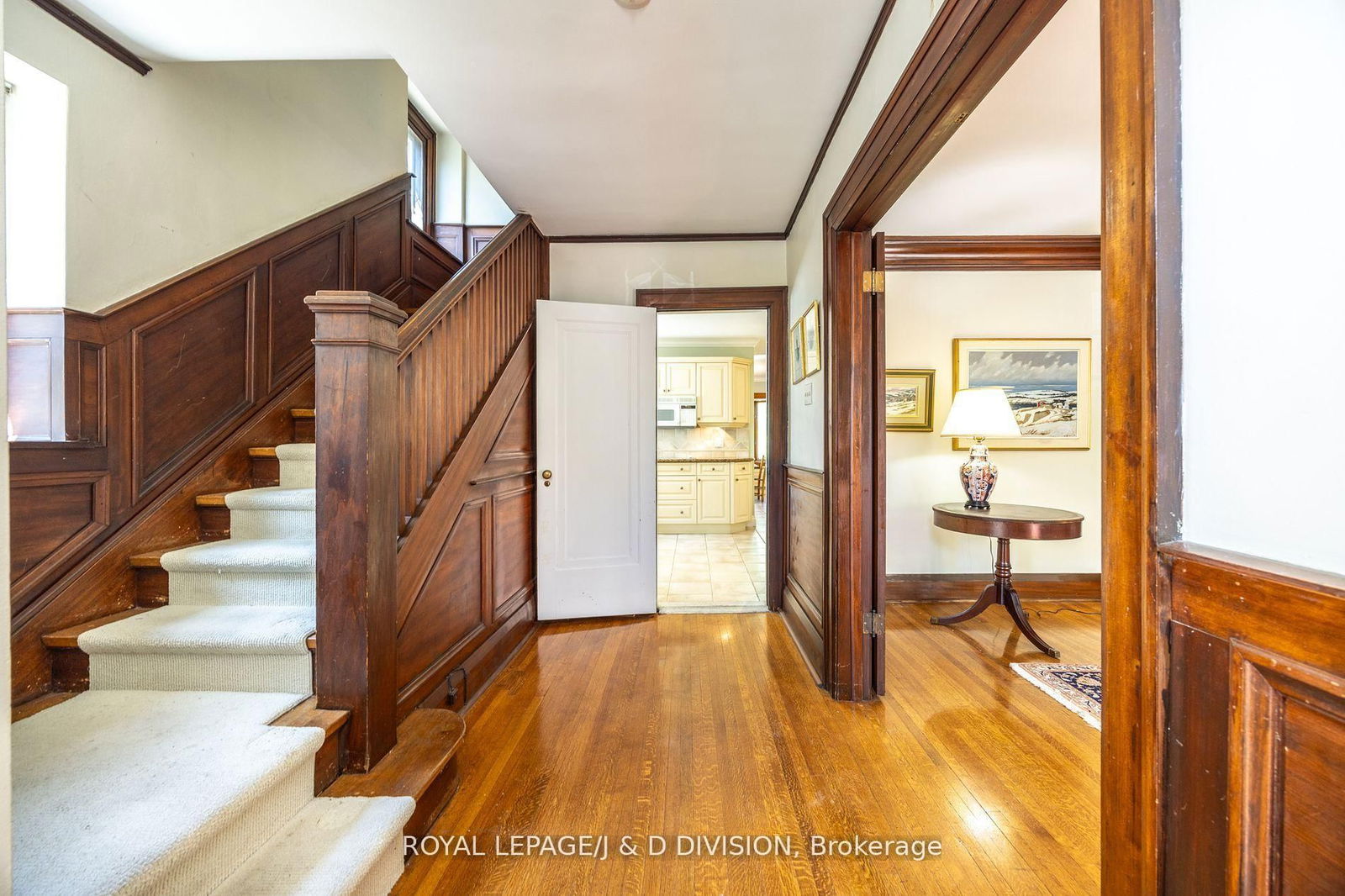Detached House for sale at 241 Forest Hill Road, Toronto, Forest Hill South, M5P 2N3 - MLS: C12145846