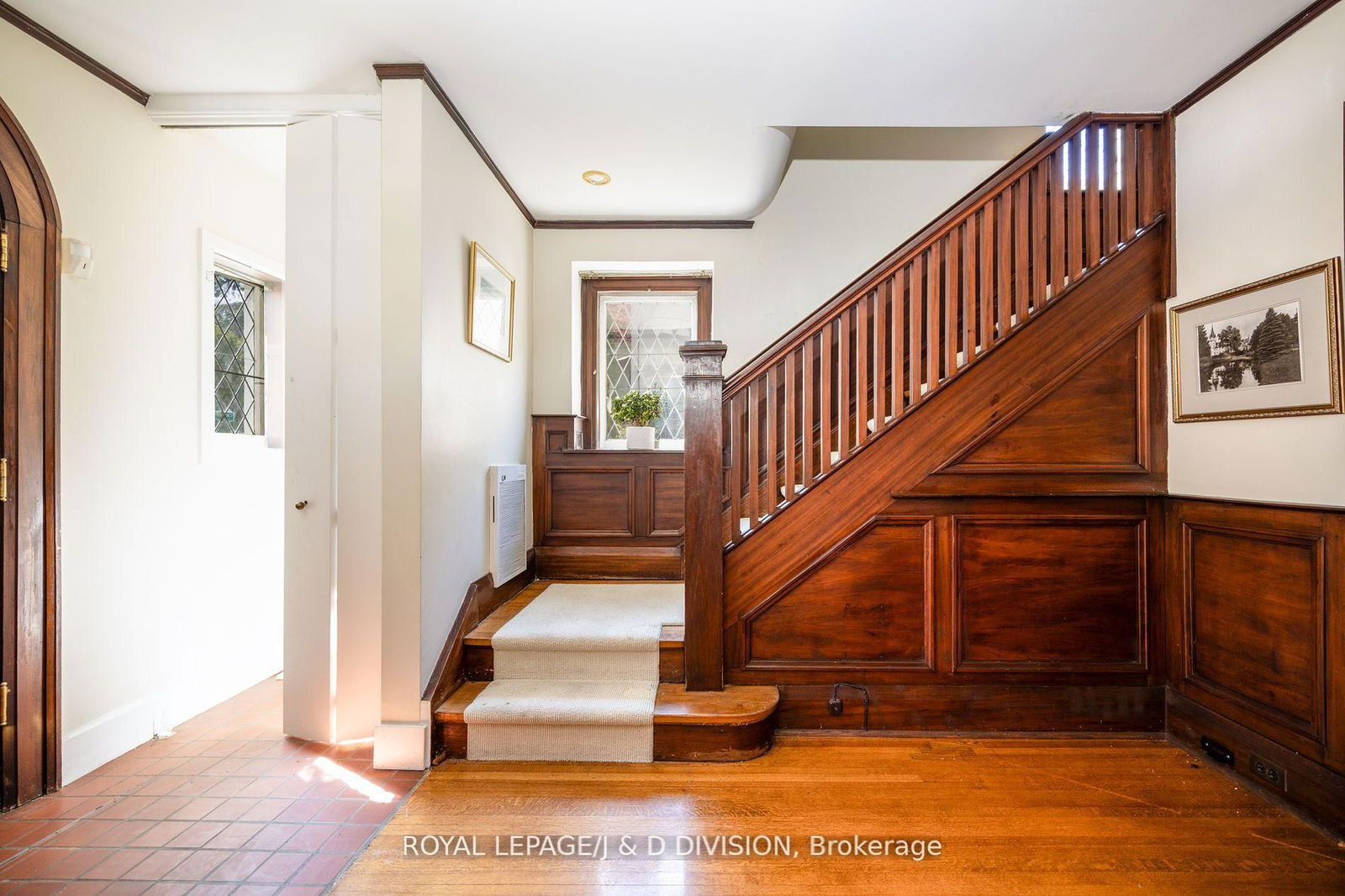 Detached House for sale at 241 Forest Hill Road, Toronto, Forest Hill South, M5P 2N3 - MLS: C12145846