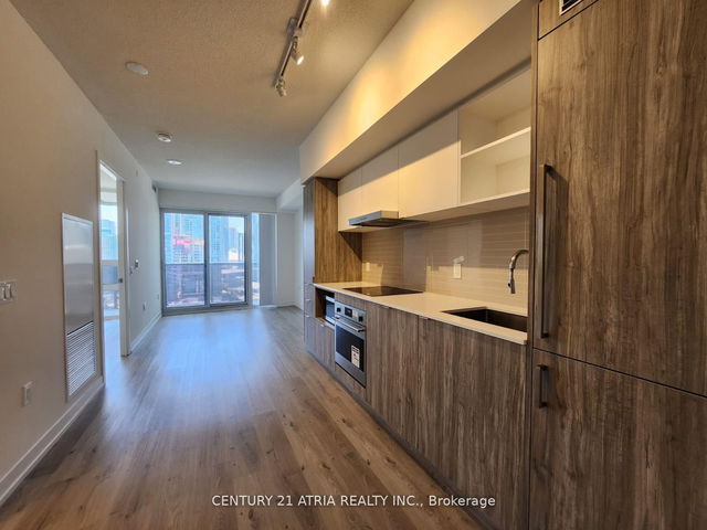 2112 - 138 Downes Street