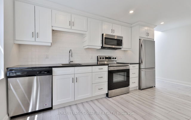 3rd Level - 995 Bloor Street
