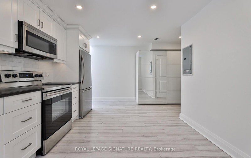 3rd Level - 995 Bloor St W, Toronto, M6H 1M1 | Image 2