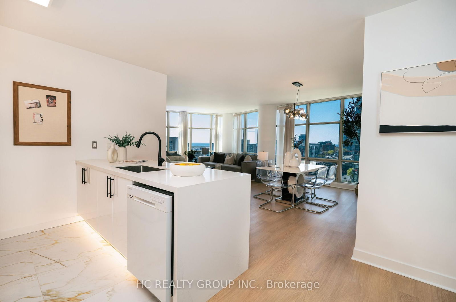 Condo for sale at 1212-35 Mariner Terrace, Toronto, Waterfront Communities C1, M5V 3V9 - MLS: C12145979