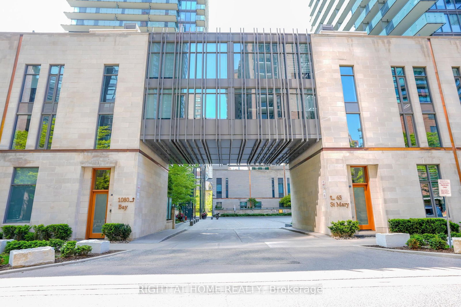 Condo for sale at 2202-65 St Mary Street, Toronto, Bay Street Corridor, M5S 0A6 - MLS: C12145984