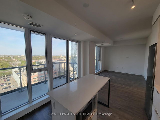 E1210 - 130 River Street