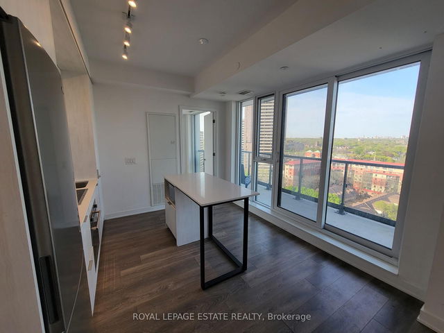E1210 - 130 River Street