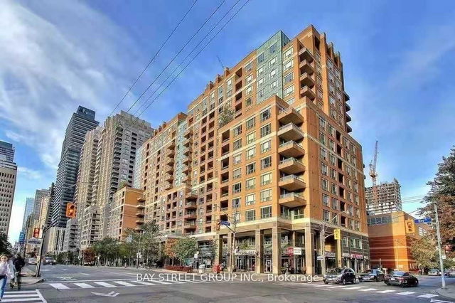603 - 887 Bay Street