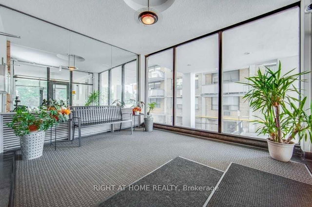 311 - 660 Eglinton Avenue W