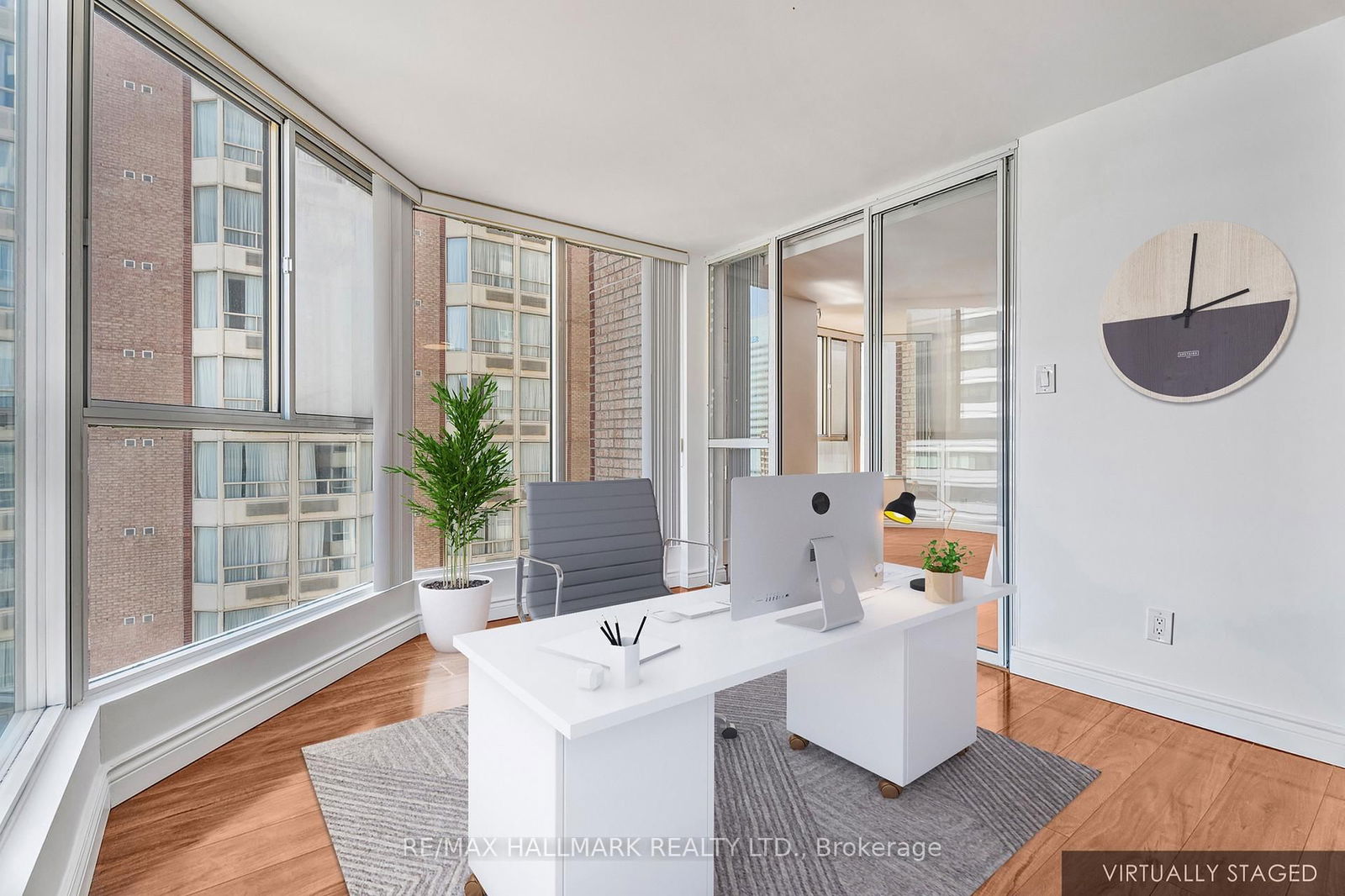 Condo for sale at 1607-55 Centre Avenue, Toronto, Bay Street Corridor, M5G 2H5 - MLS: C12146292
