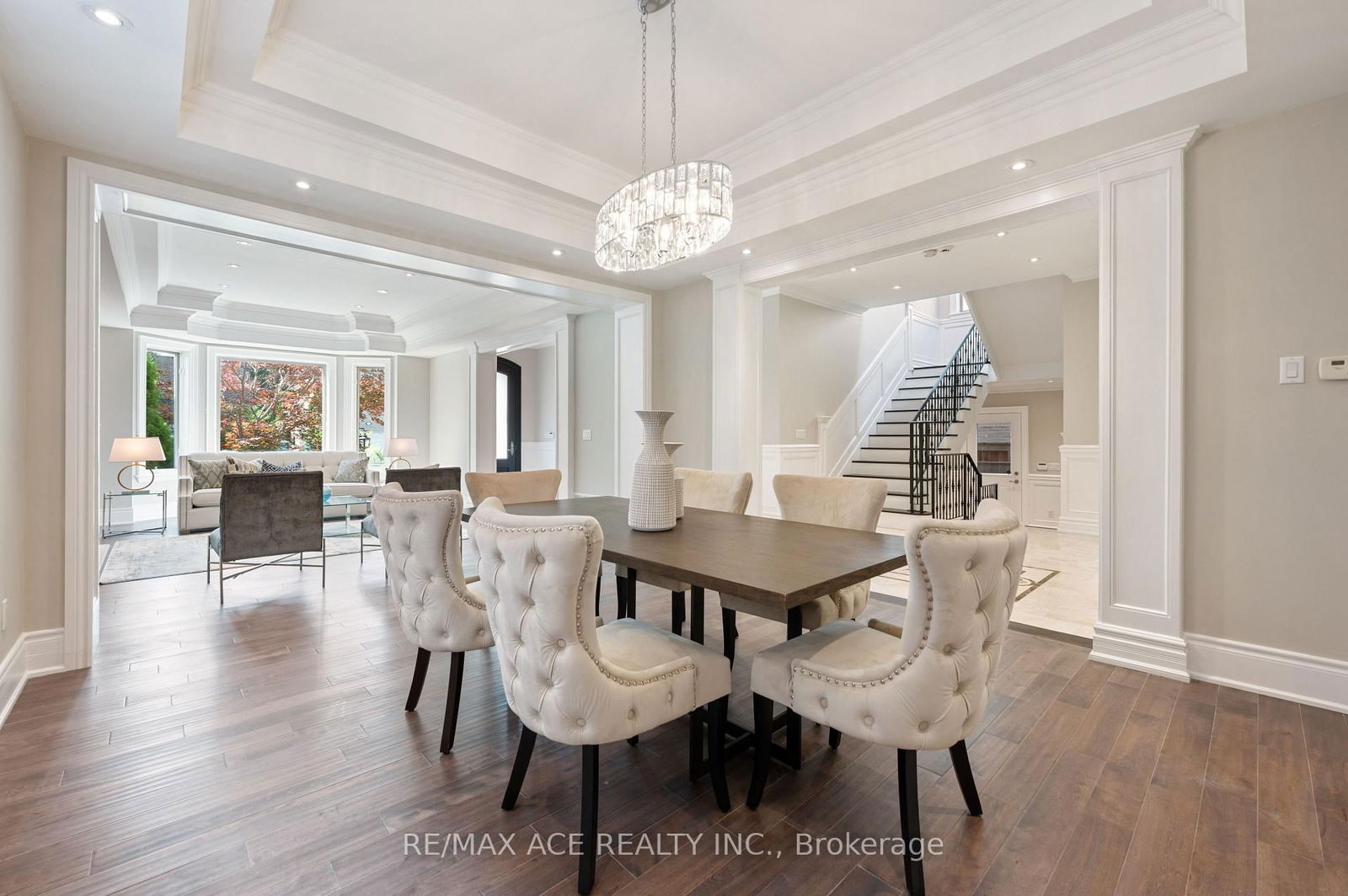 Detached House for sale at 242 Parkview Avenue, Toronto, Willowdale East, M2N 3Z1 - MLS: C12146298