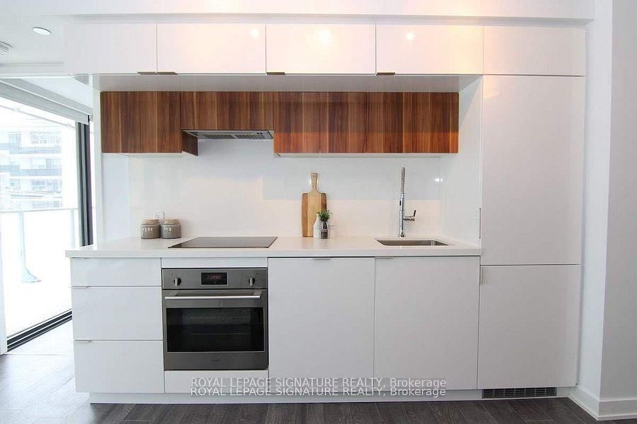 Condo for sale at 303-185 Roehampton Avenue, Toronto, Mount Pleasant West, M4P 0C6 - MLS: C12146571