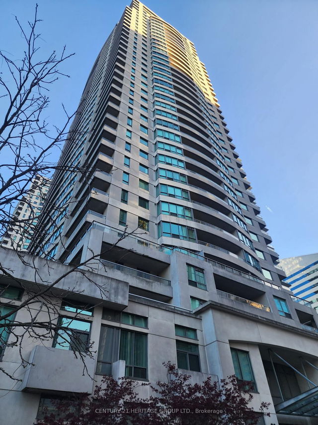 1201 - 23 Hollywood Avenue