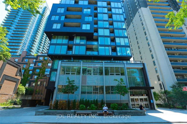 301 - 17 Dundonald Street