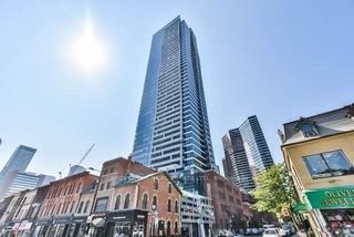 1011 - 5 St Joseph Street