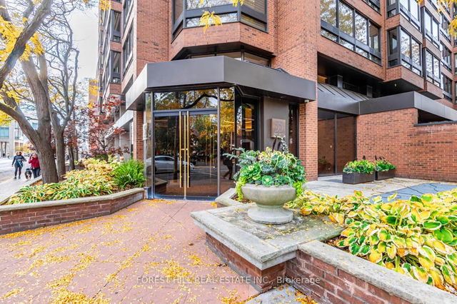 901 - 55 Prince Arthur Avenue