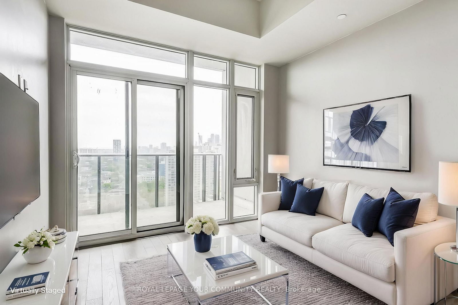 Condo for sale at 2712-330 Richmond Street, Toronto, Waterfront Communities C1, M5V 1X2 - MLS: C12147105