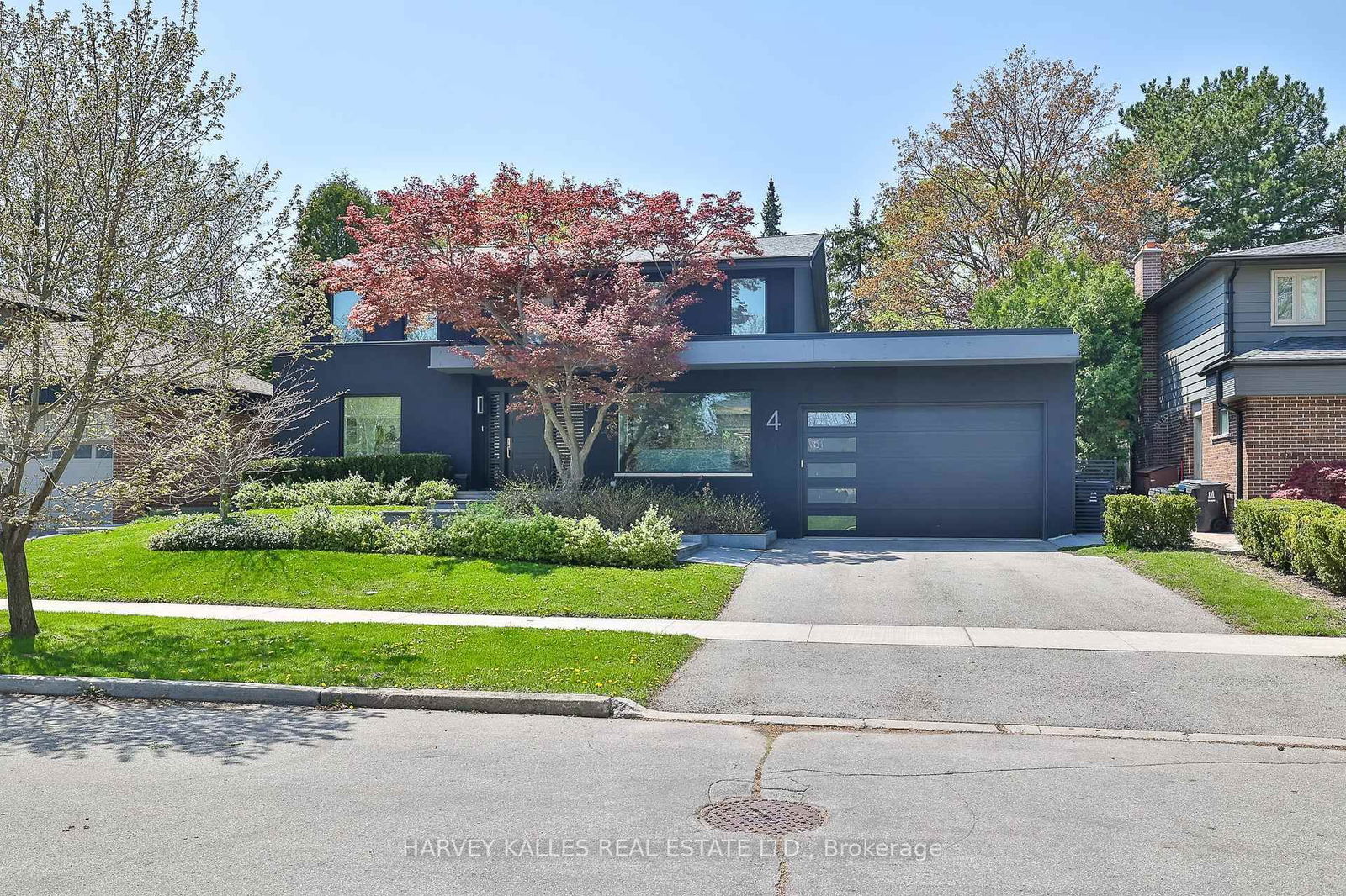 Detached House for sale at 4 Kimloch Crescent, Toronto, Banbury-Don Mills, M3B 2J6 - MLS: C12147139
