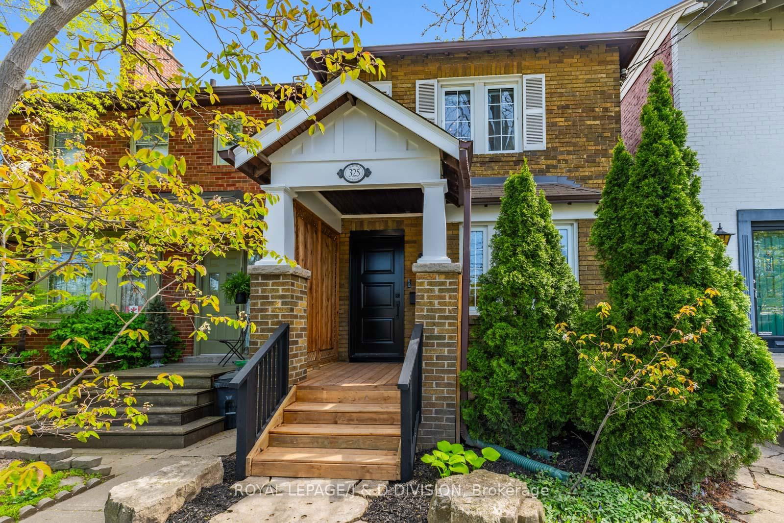 Detached House for sale at 325 Davisville Avenue, Toronto, Mount Pleasant East, M4S 1H1 - MLS: C12147310