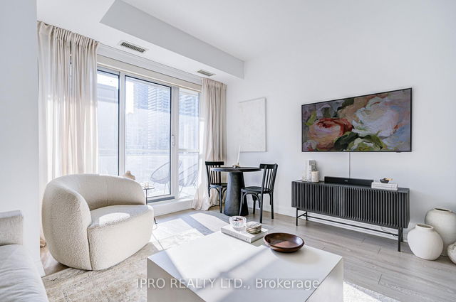 1009 - 83 Redpath Avenue