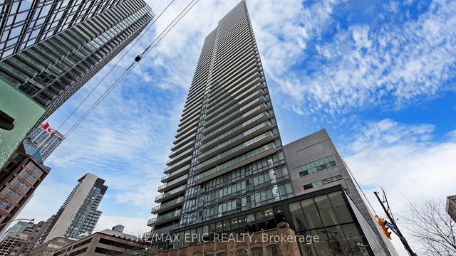3208 - 832 Bay Street