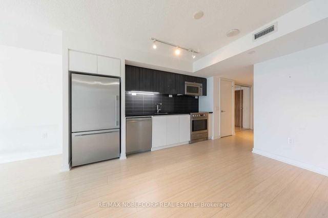 705 - 75 Queens Wharf Road