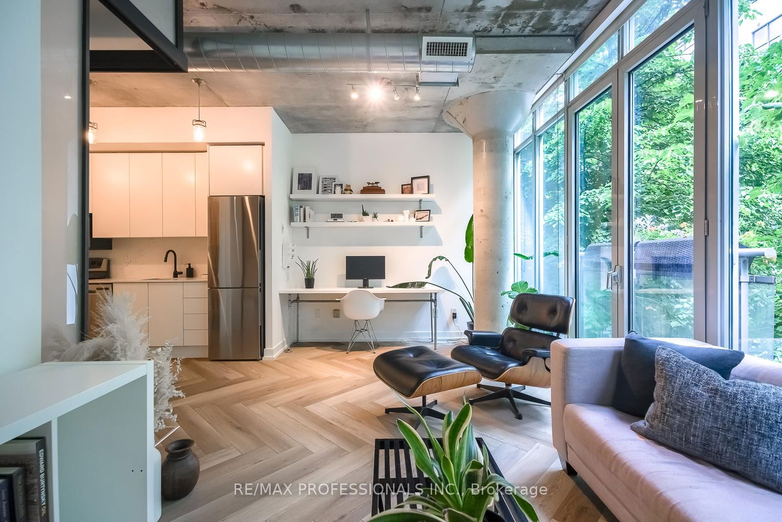 Condo for sale at 204-20 Stewart Street, Toronto, Waterfront Communities C1, M5V 1H6 - MLS: C12147544