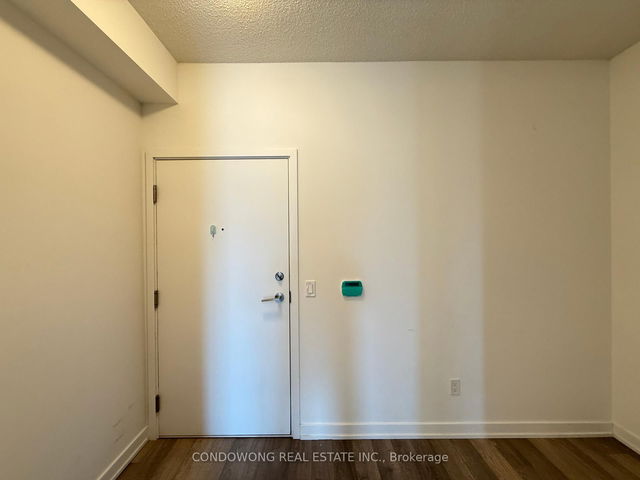 1202 - 181 Huron Street