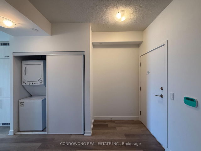 1202 - 181 Huron Street