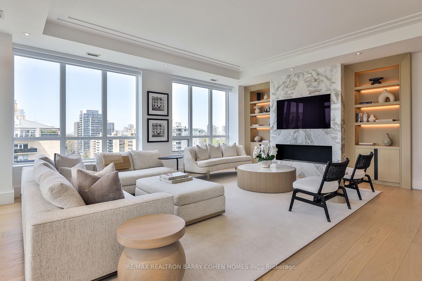 Condo for sale at 1403-155 St Clair Avenue, Toronto, Casa Loma, M4V 0A1 - MLS: C12147582