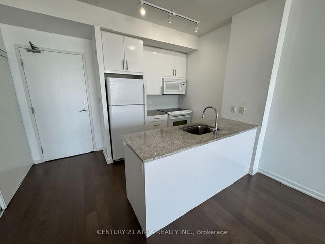 911 - 70 Forest Manor Road