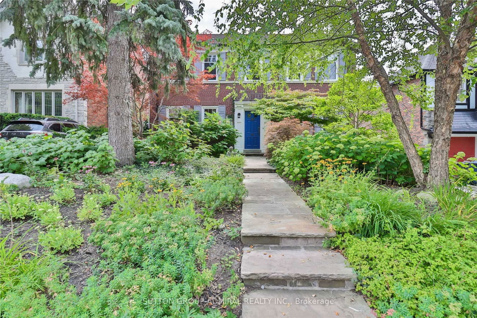Detached House for sale at 49 Hillcrest Drive, Toronto, Wychwood, M6G 2E2 - MLS: C12147753
