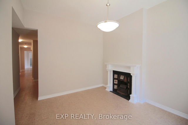 Main - 301 Crawford Street