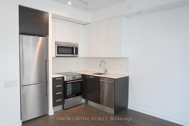 1309 - 57 St Joseph Street