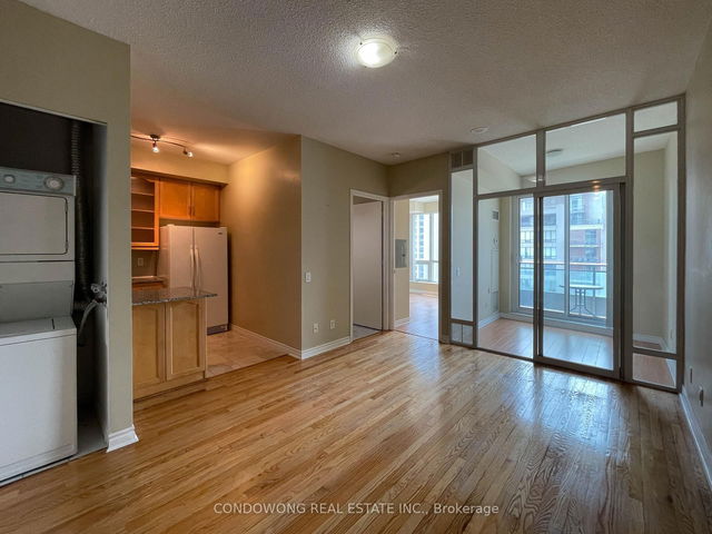 1101 - 60 Byng Avenue