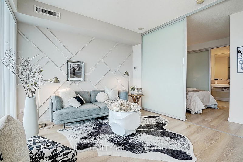 Room2