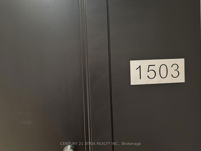 1503 - 82 Dalhousie Street