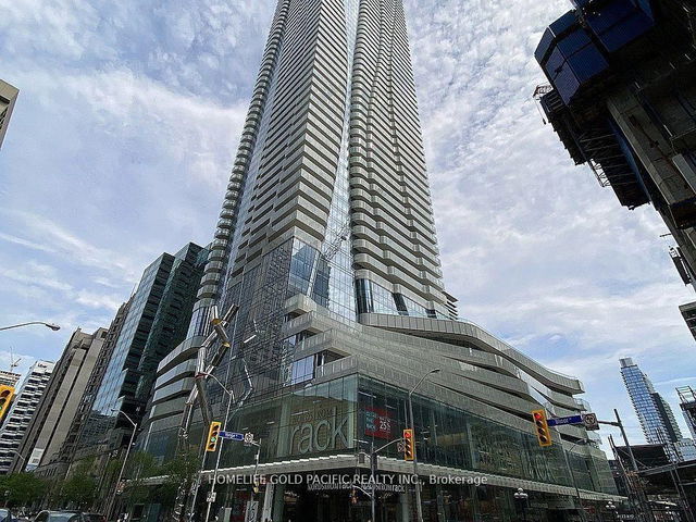 4705 - 1 Bloor Street