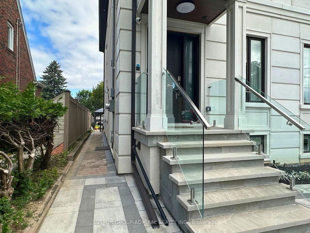 Lower - 266 Lawrence Avenue