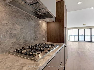 Unit 207 — 118 Merchants' Wharf, Toronto - Waterfront Communities C8 image-0-2