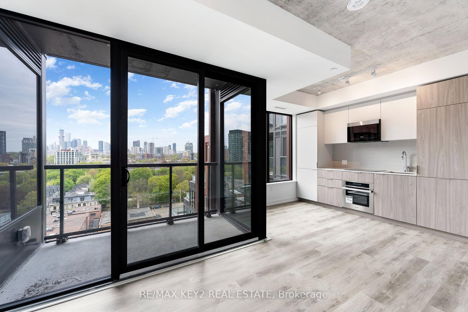 28 Eastern Avenue, Unit 1026 - Photo 7