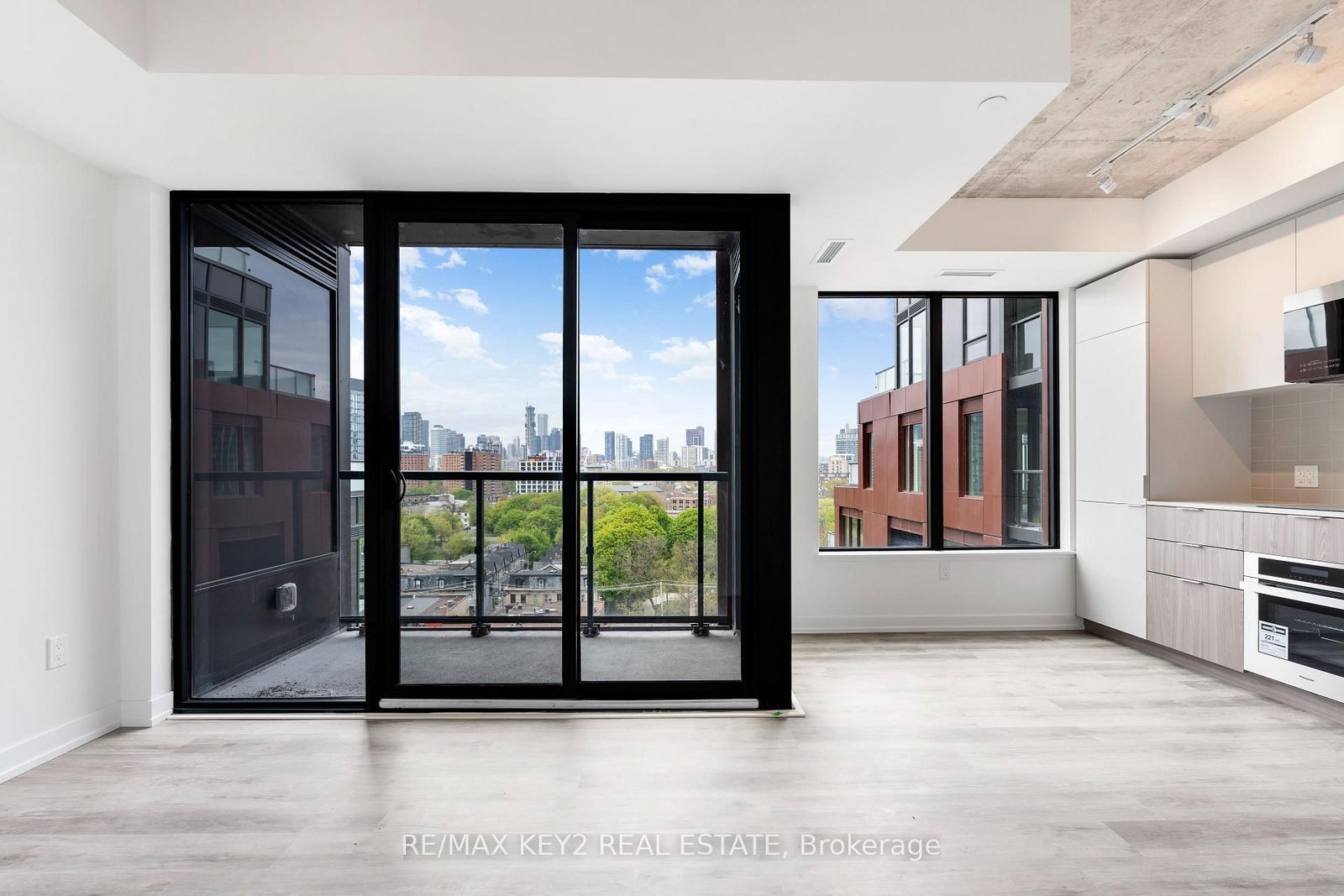 28 Eastern Avenue, Unit 1026 - Photo 8