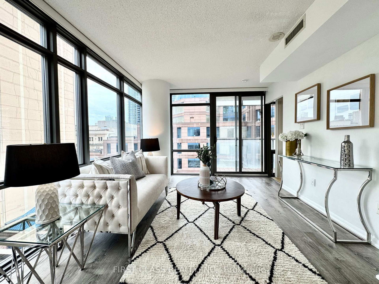 Condo for sale at 1107-38 Grenville Street, Toronto, Bay Street Corridor, M4Y 1A5 - MLS: C12149029
