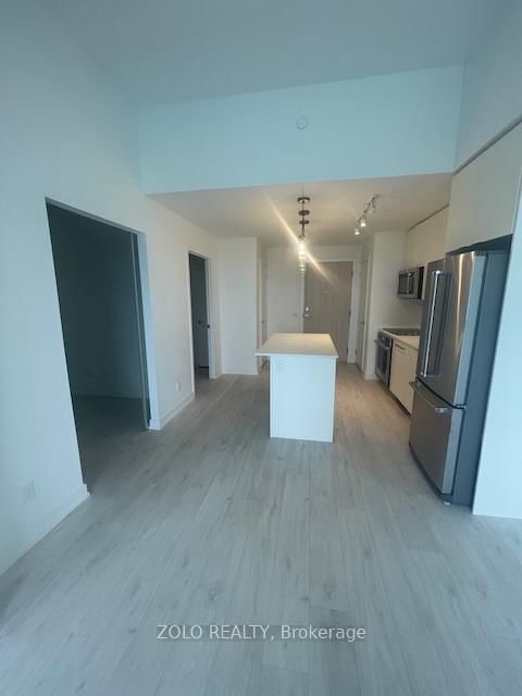 181 Sheppard Avenue E, Unit 807 - Photo 6