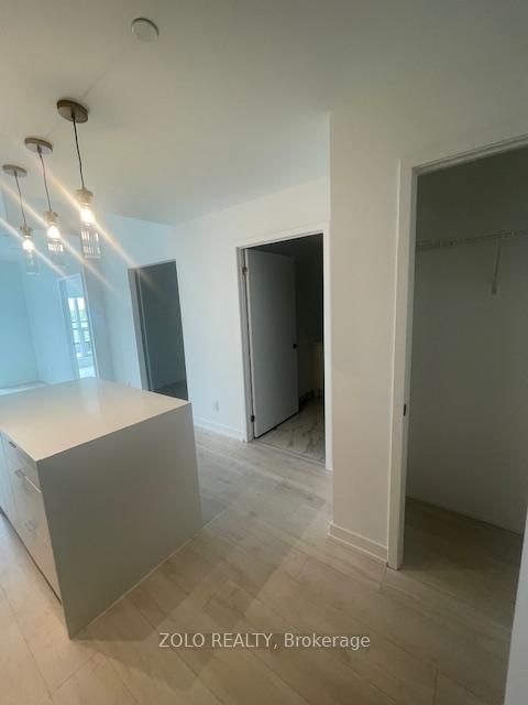 181 Sheppard Avenue E, Unit 807 - Photo 8