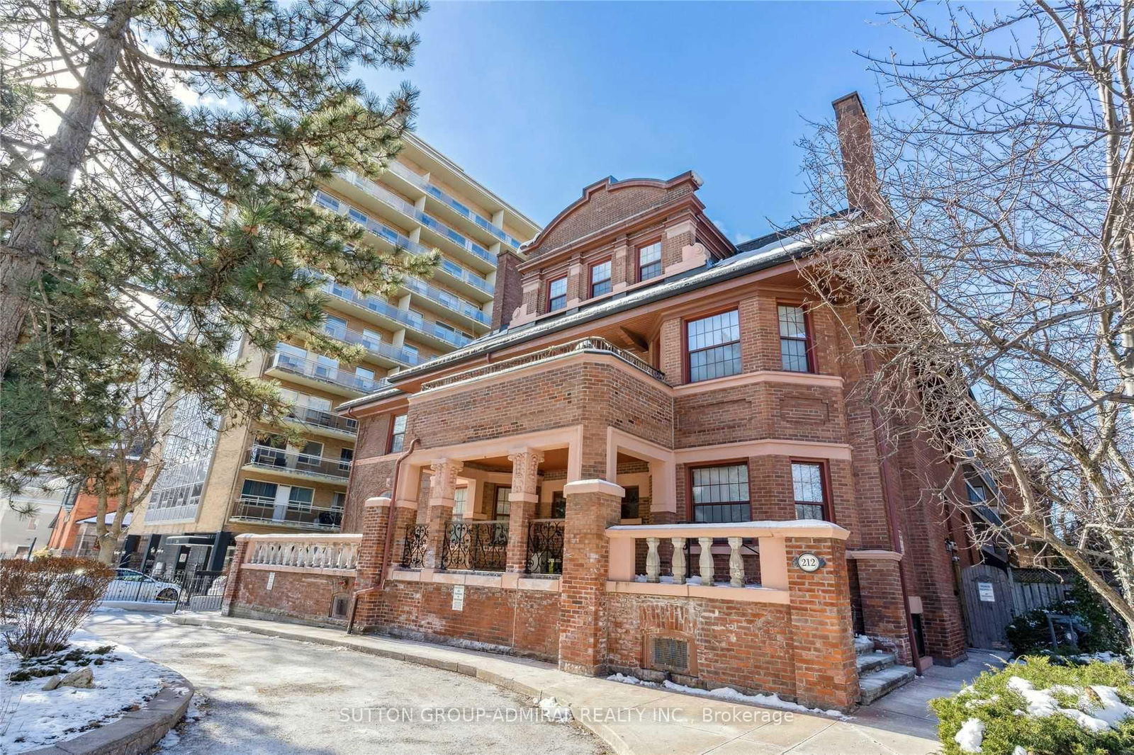 Condo for sale at 302-212 St George Street, Toronto, Annex, M5R 2N5 - MLS: C12149243