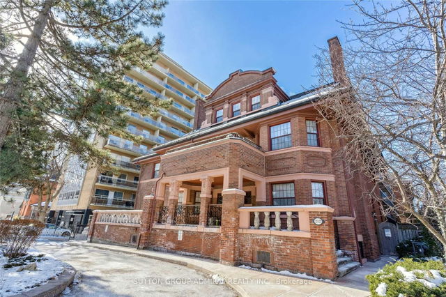 302 - 212 St George Street