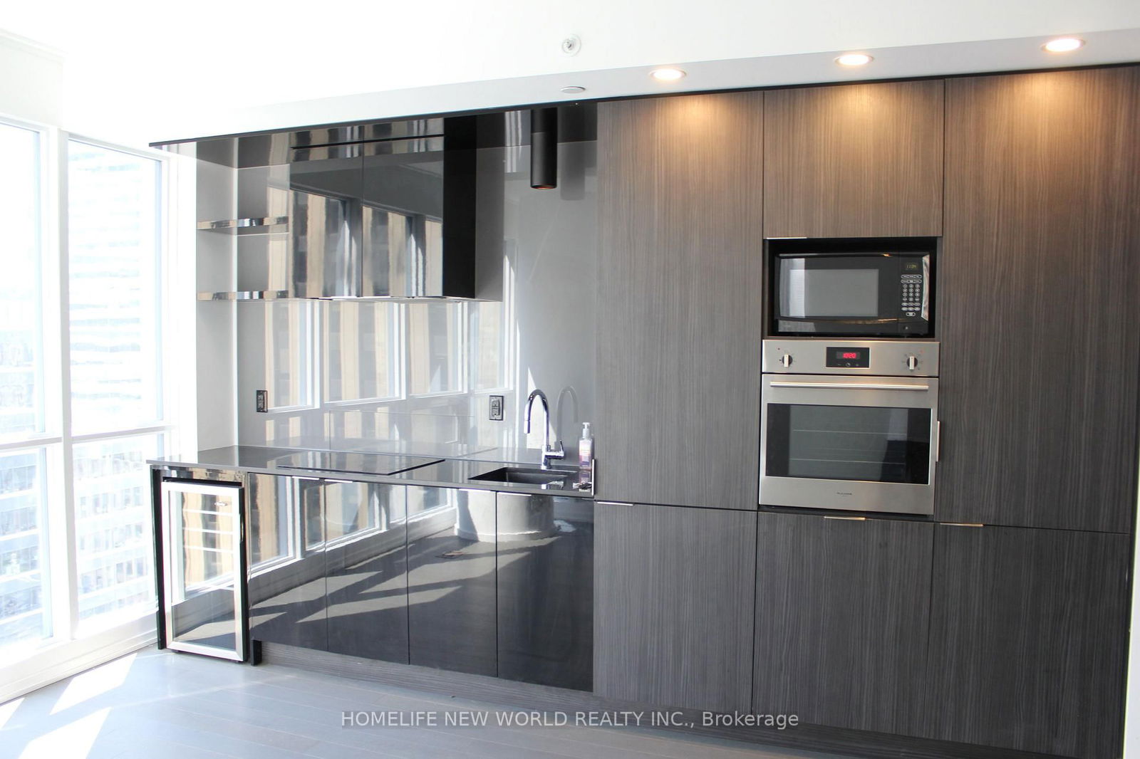 Condo for lease at 3003-70 Temperance Street, Toronto, Bay Street Corridor, M5H 4E8 - MLS: C12149378