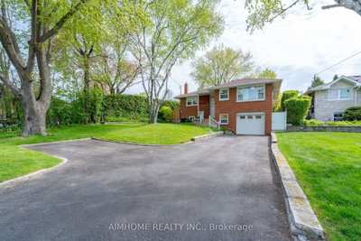Detached House sold at 145 Sloane Avenue, Toronto, Ontario, M4A 2B8 - Victoria Village - MLS: C12149397