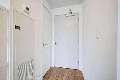 Unit 1007 — 203 College St, Toronto - Kensington-Chinatown image-0-4