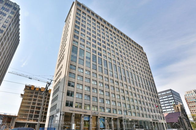 1422 - 111 St. Clair Avenue